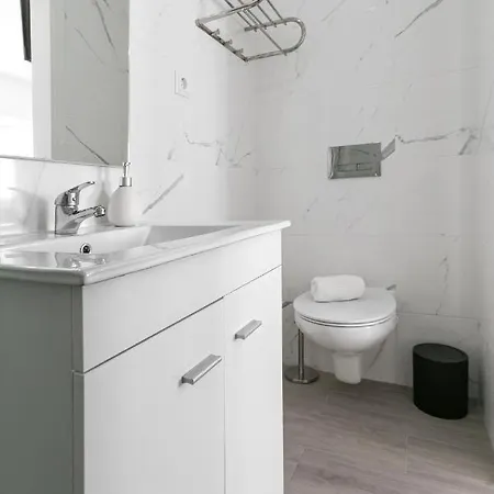 Апартаменты Rose Breeze Назаре