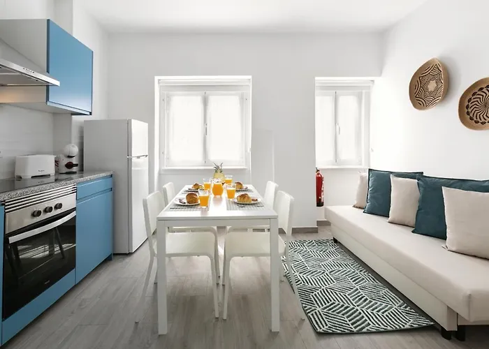 Rose Breeze نازاريه